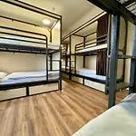 Snoozles Centre Hostel Galway