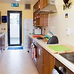 Hostel Snoozles Centre Galway