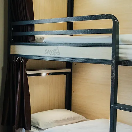 Hostel Snoozles Centre Galway