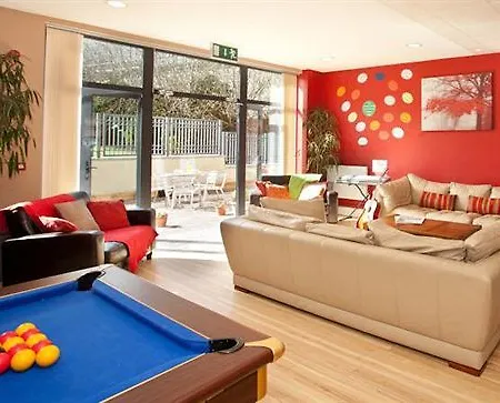 Hostel Snoozles Centre