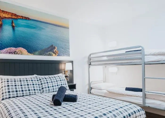 Snoozles Centre Hostel Galway