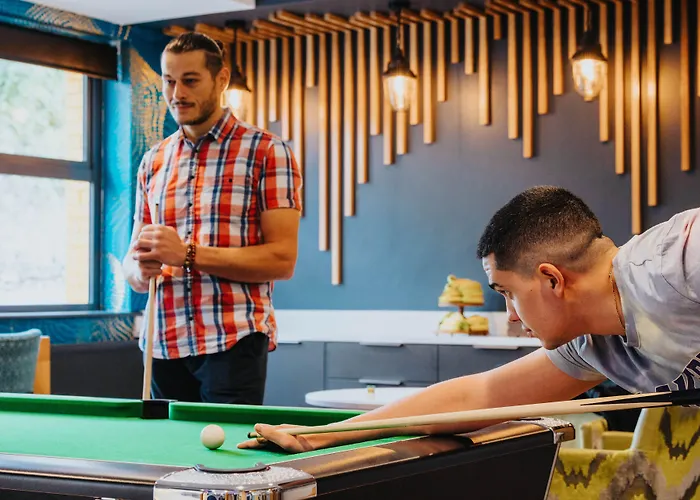 Snoozles Centre Hostel Galway