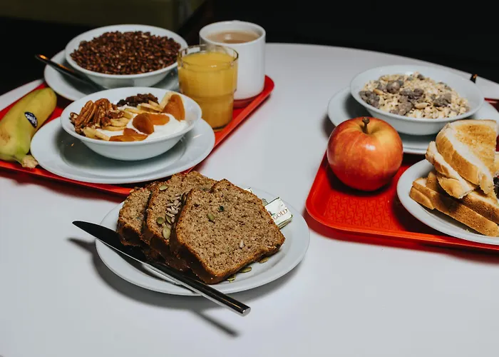 Snoozles Centre Hostel Γκάλγουεϊ