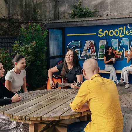 Snoozles Centre *