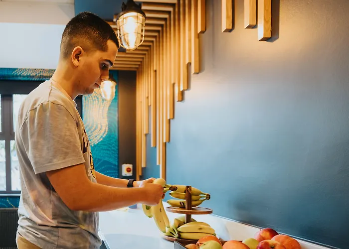 אכסניה Snoozles Centre