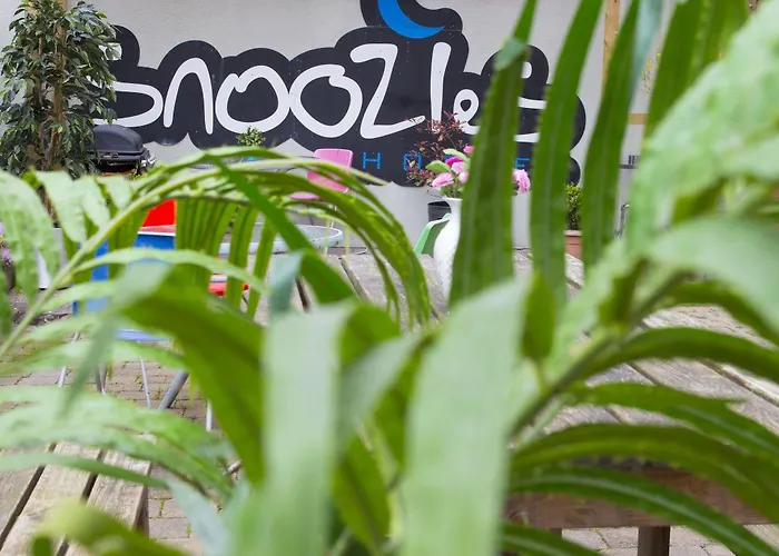 Snoozles Centre *