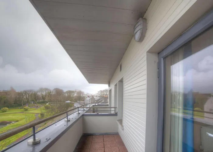 Hostel Snoozles Centre Galway